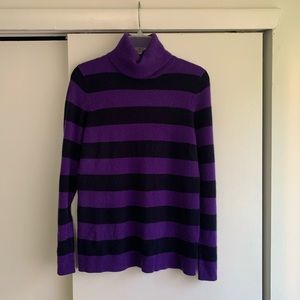 100% Cashmere Turtleneck Sweater